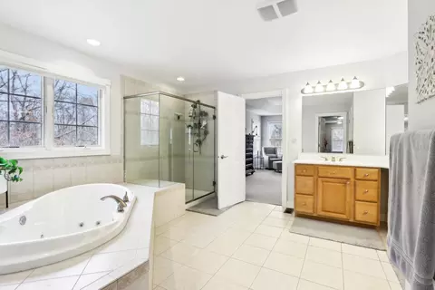 1801 Mason Corte Dr, Mchenry, IL 60051 photo 24