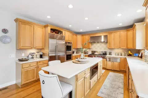 1801 Mason Corte Dr, Mchenry, IL 60051 photo 9