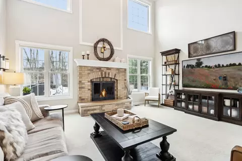 1801 Mason Corte Dr, Mchenry, IL 60051 photo 3