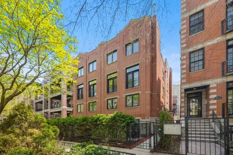 849 W Buckingham Pl #G, Chicago, IL 60657