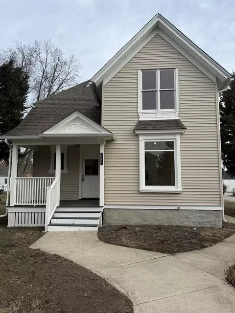 259 Gertrude St, Elgin, IL 60123