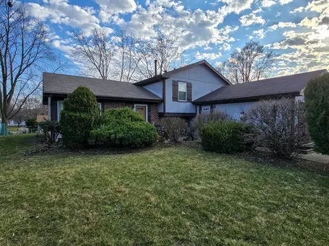 113 Lee Ln, Bolingbrook, IL 60440