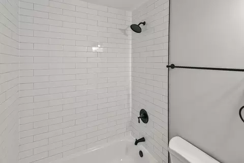 Bath - 3313 Maple Ln, Hazel Crest, IL 60429 photo 1 of 3