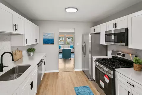 Kitchen - 3313 Maple Ln, Hazel Crest, IL 60429 photo 1 of 1