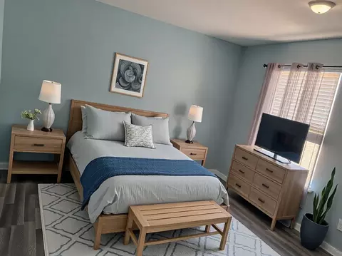 Bedroom - 3352 Rosecroft Ln, Naperville, IL 60564 photo 2 of 3
