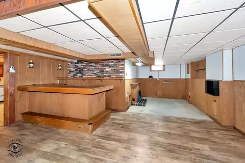 Living - 595 S Wall St, Kankakee, IL 60901 photo 5 of 5