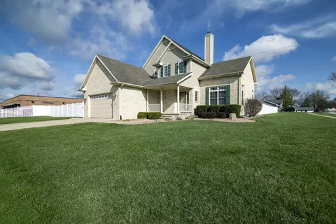 195 E Bethel Dr, Bourbonnais, IL 60914