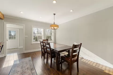Dining - 4686 151st St, Oak Forest, IL 60452 photo 1 of 1