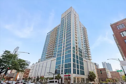 757 N Orleans St #1609, Chicago, IL 60654