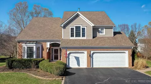 1228 Summerwood, West Dundee, IL 60118