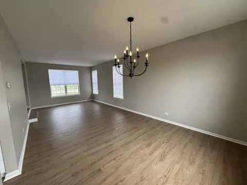 1913 Carrier Cir, Plainfield, IL 60586 photo 9