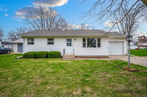 205 S 2nd St, Malta, IL 60150