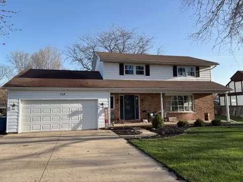 712 E Grant St, Watseka, IL 60970