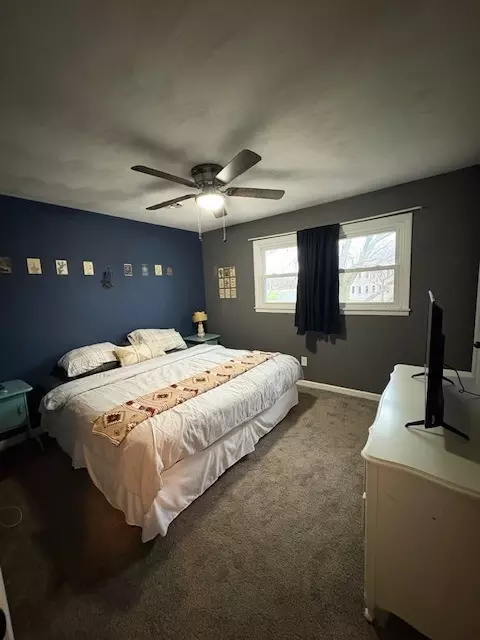 Bedroom - 712 E Grant St, Watseka, IL 60970 photo 3 of 3