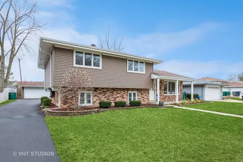 9137 W 147th St, Orland Park, IL 60462