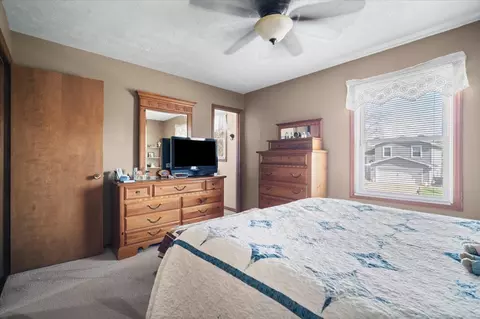 Bedroom - 6 Ivey Ct, Bloomington, IL 61701 photo 2 of 4