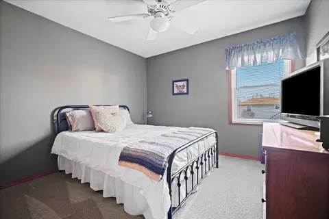 Bedroom - 6 Ivey Ct, Bloomington, IL 61701 photo 3 of 4