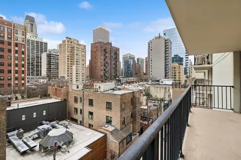 Other - 71 E Division St #702, Chicago, IL 60610 photo 3 of 7