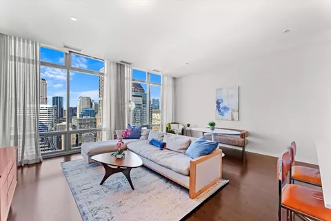 Living - 65 E Monroe St #4122, Chicago, IL 60603 photo 1 of 3