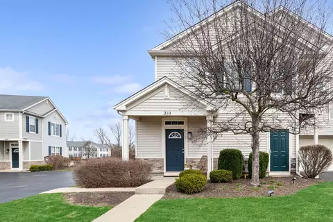 210 Bakers Dr, Lakemoor, IL 60051