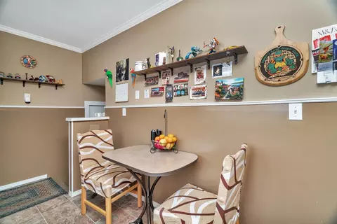 17531 Burnham Ave, Lansing, IL 60438 photo 9