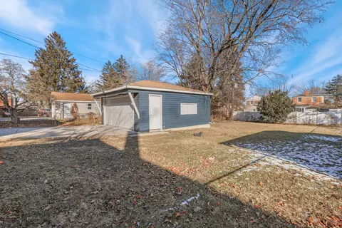 Exterior - 29 N Ashbel Ave, Hillside, IL 60162 photo 3 of 4