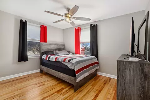 Bedroom - 29 N Ashbel Ave, Hillside, IL 60162 photo 1 of 6