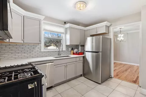 Kitchen - 29 N Ashbel Ave, Hillside, IL 60162 photo 2 of 2