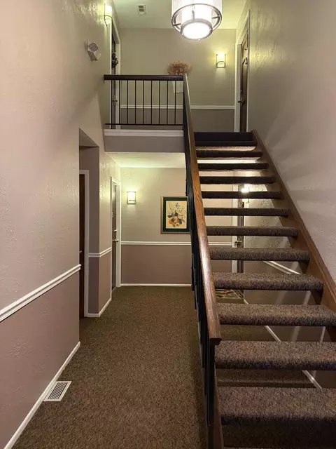 Entry Way - 732 Elmwood Ln #A1, Wheeling, IL 60090 photo 3 of 3