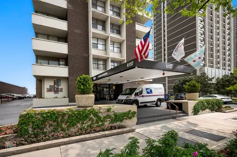 6157 N Sheridan Rd #25D, Chicago, IL 60660