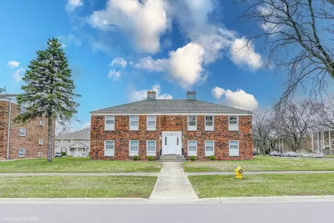 4032 216th St, Matteson, IL 60443