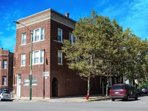 3100 W Diversey Ave #1S, Chicago, IL 60647