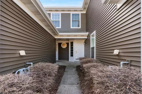 Other - 366 E Haver Hill Ct, Itasca, IL 60143 photo 1 of 8