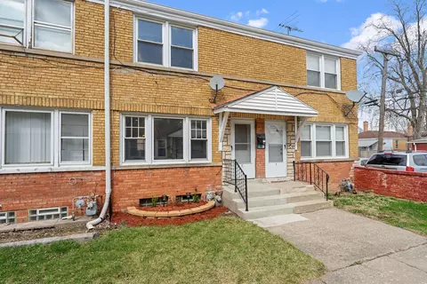 1027 Bellwood Ave #E, Bellwood, IL 60104