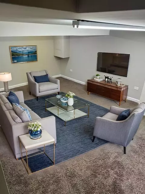 Other - 2057 Pine St, Des Plaines, IL 60018 photo 6 of 6