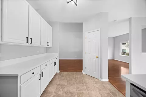 17519 S Gilbert Dr, Lockport, IL 60441 photo 7