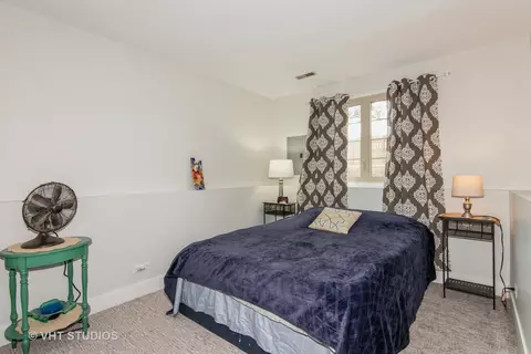 Bedroom - 1501 Arbor Ln, Elgin, IL 60123 photo 1 of 3