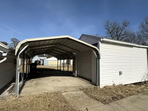 1803 E 2nd St, Sterling, IL 61081 photo 8