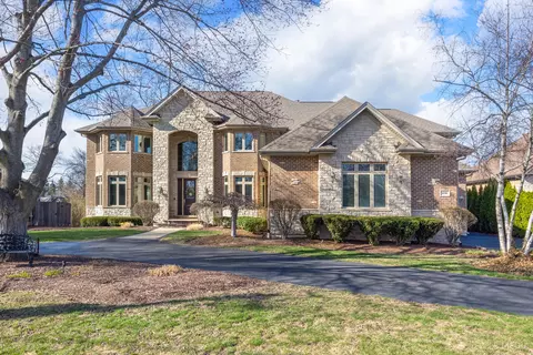 1091 Granville Ave, Itasca, IL 60143