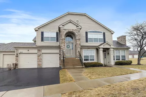 2618 Maple Cir #2618, West Dundee, IL 60118