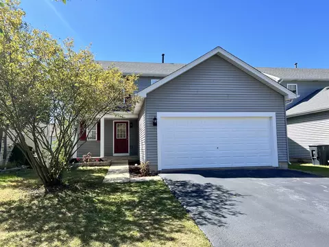2174 N Arapahoe Trl, Round Lake Heights, IL 60073