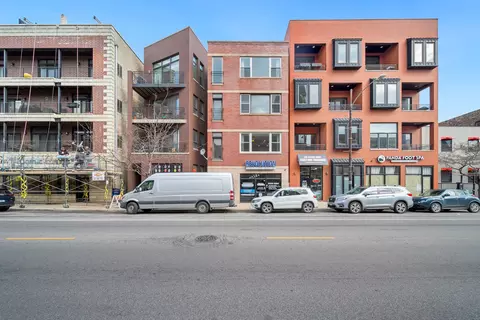2216 W North Ave #2, Chicago, IL 60647
