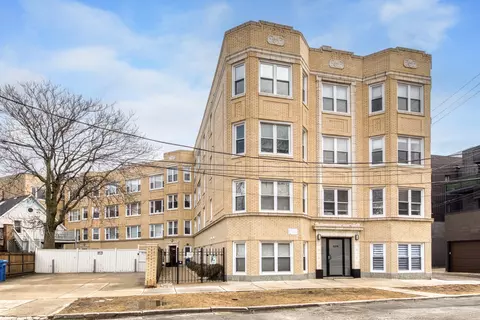 3215 N Francisco Ave #GS, Chicago, IL 60618