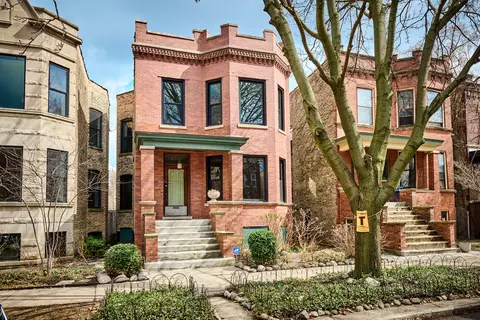2707 N Whipple St, Chicago, IL 60647