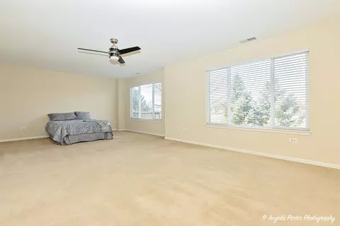 Bedroom - 1037 Carrick Ln, Mchenry, IL 60050 photo 2 of 5