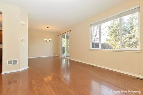 Living - 1037 Carrick Ln, Mchenry, IL 60050 photo 5 of 5