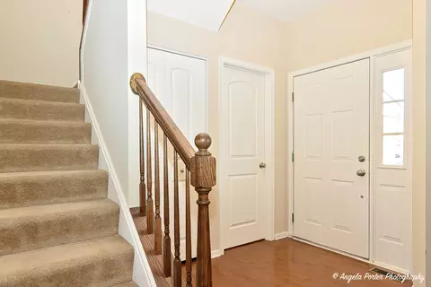 Entry Way - 1037 Carrick Ln, Mchenry, IL 60050 photo 1 of 1