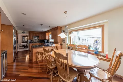 Dining - 3895 Moulin Ln, Hoffman Estates, IL 60192 photo 1 of 2