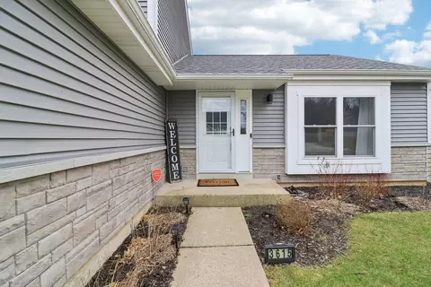 Exterior - 3615 W Cornell Ct, Mchenry, IL 60050 photo 5 of 17