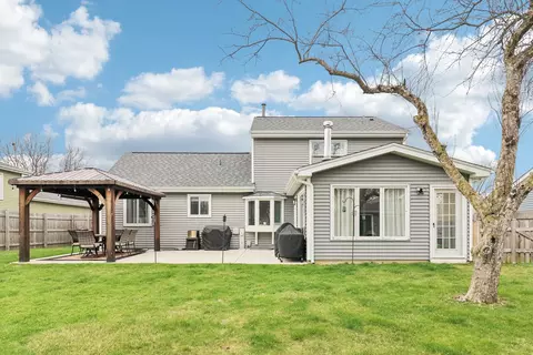 Exterior - 3615 W Cornell Ct, Mchenry, IL 60050 photo 16 of 17
